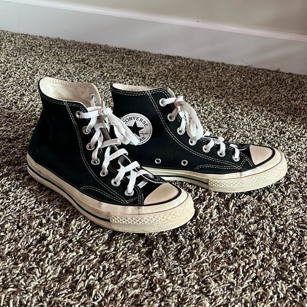 Black converse